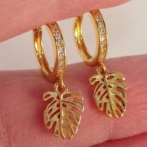 18K Yellow Gold Plated Diamond Zircon Carved Leaf Hoop Huggie Dangle Earrings